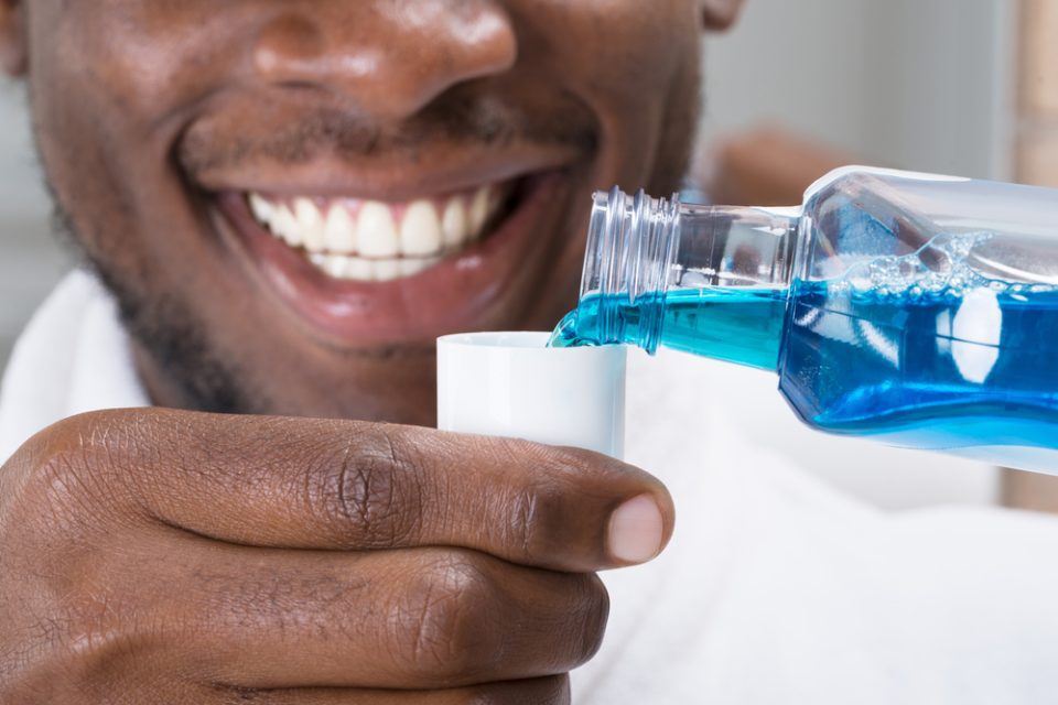 5 benefits of using mouthwash everyone in the Black community should know