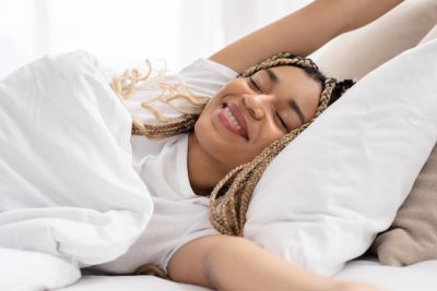 Sleepy,Afro,Girl,Lying,In,Her,Bed,In,The,Morning