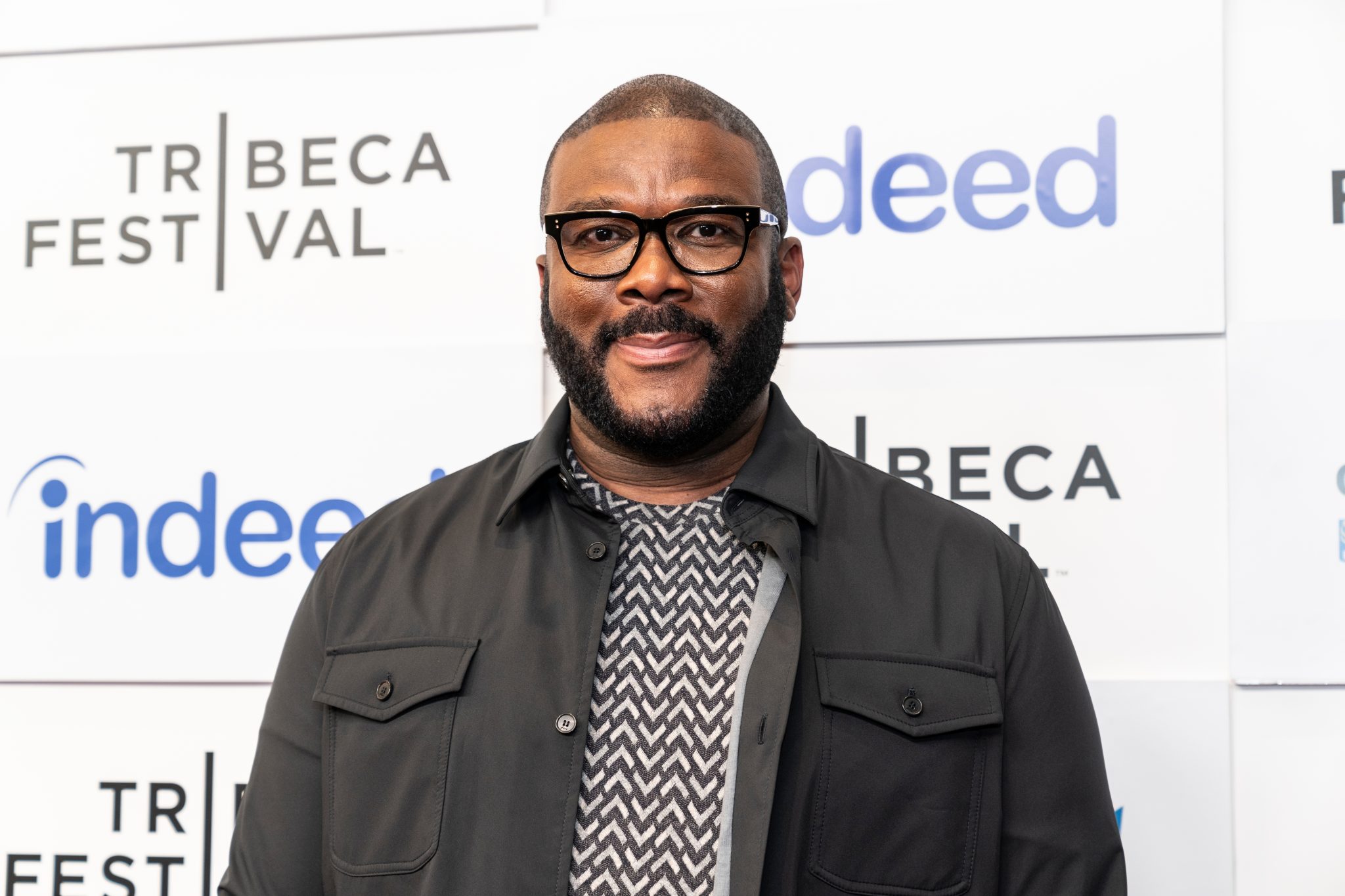 Tyler Perry surprises 85 year old woman with kind gift