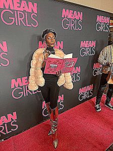 Kenya Moore, Kandi Burruss power 'Mean Girls' pink carpet (photos)