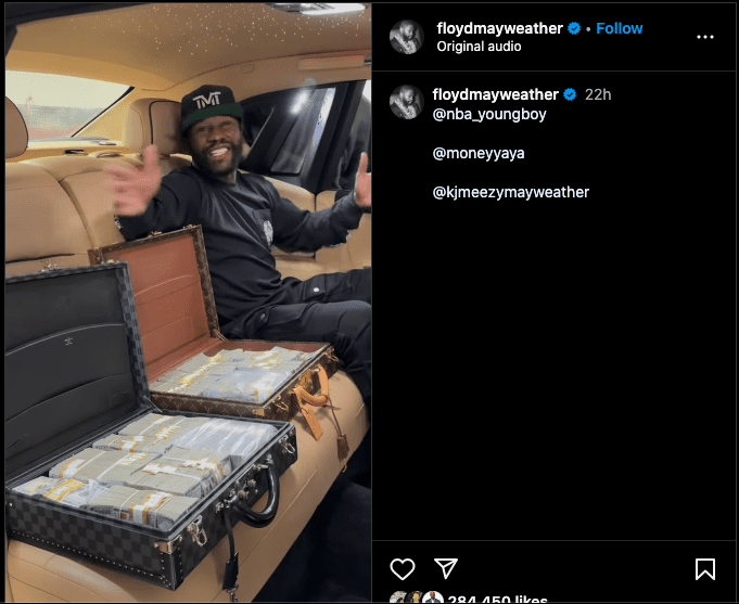 Floyd Mayweather shows the stacks he's giving NBA YoungBoy (photo)