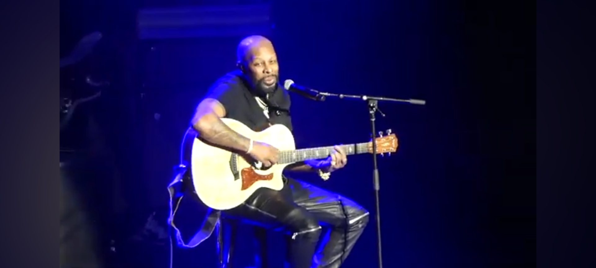 Singer, songwriter, and musician Joe performs at Kings Theatre in Brooklyn, New York. (Photo by Derrel Jazz Johnson for rolling out)