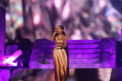 Jhené Aiko’s 'The Magic Hour' tour casts enchanting spell on Chicago