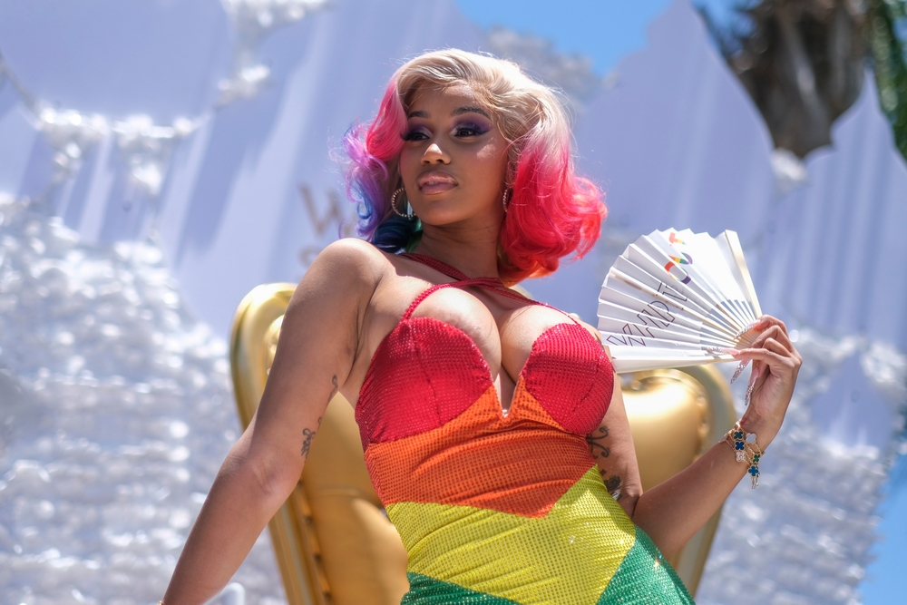 Cardi B makes revelation about living conditions with Offset