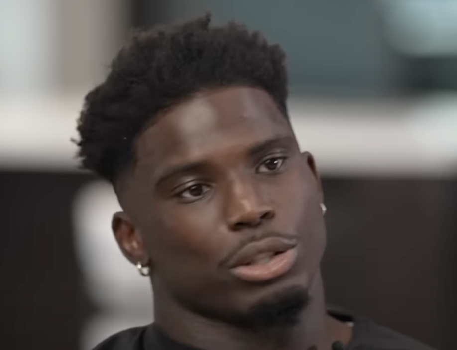 Tyreek Hill's disturbing encounter with police goes viral (video)