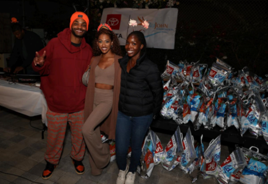 Toyota and King Bach Bachelor’s Rujohn Foundation partner for turkey giveaway