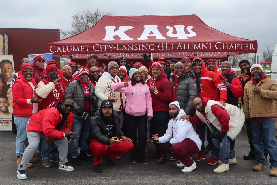 Commissioner Miller, Kappa Alpha Psi unite to give away free holiday turkeys