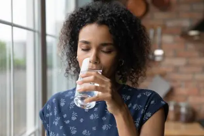 drinking warm water timing