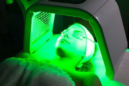 Green light therapy