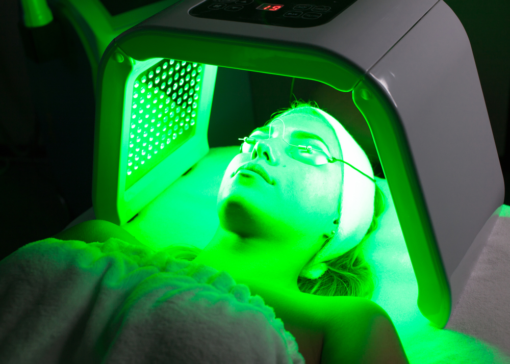 Green light therapy