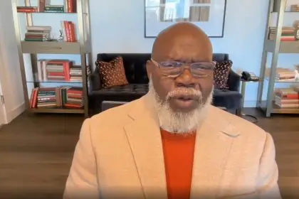 Bishop T.D. Jakes (Photo by Derrel Jazz Johnson for rolling out)