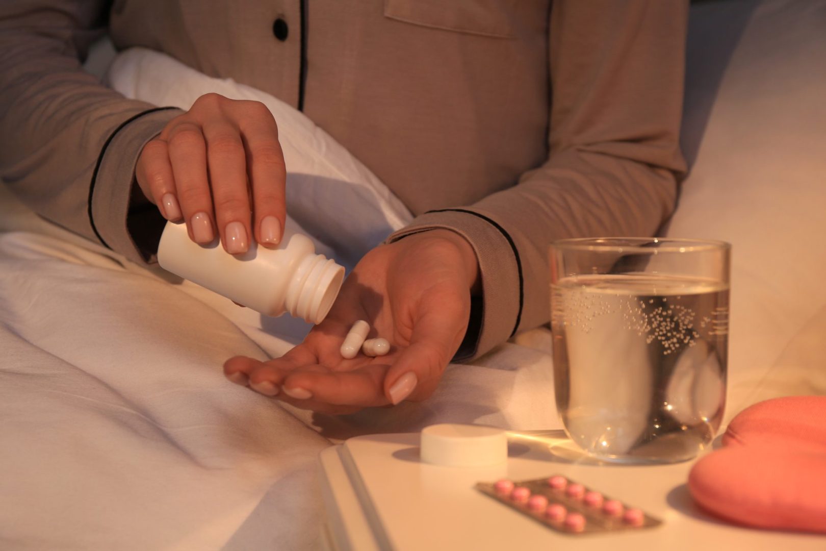 melatonin for better sleep, weight gain, medications, health