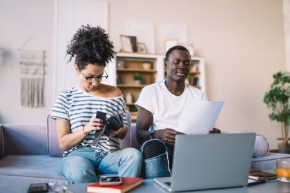 Lending money to a partner