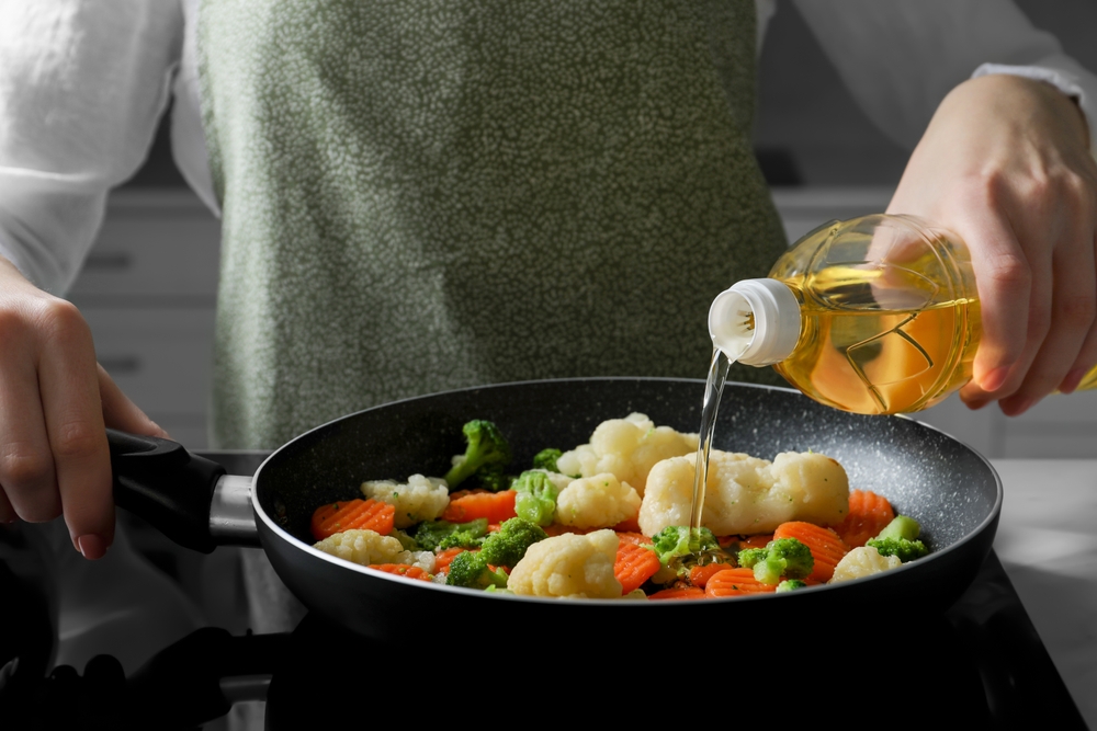 Cooking, oil, health, hormones
