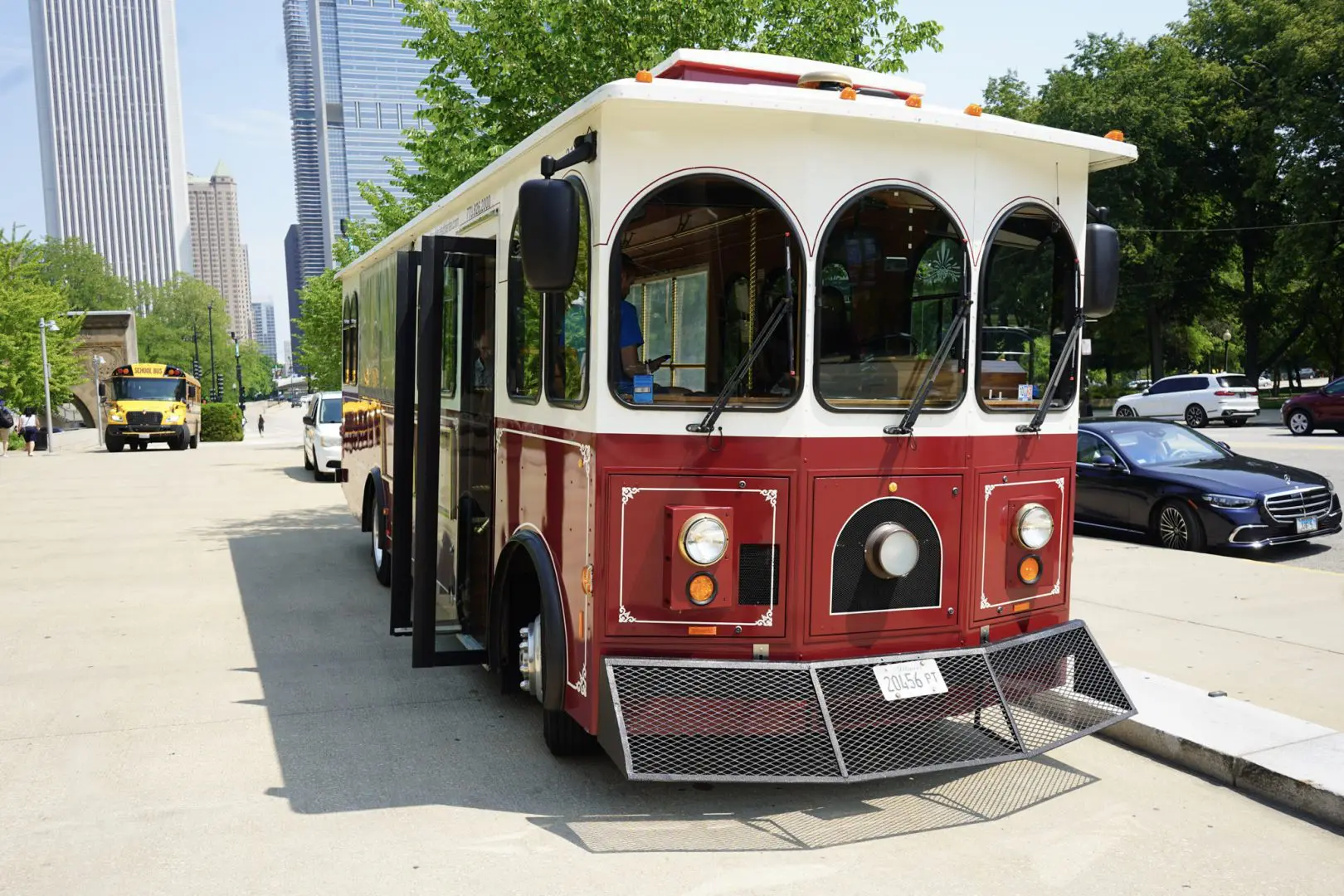 What a Route 66 trolley ride revealed about Chicago