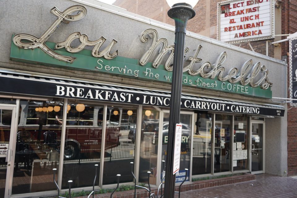 What a Route 66 trolley ride revealed about Chicago