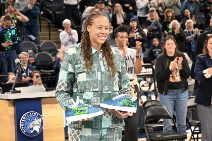 Seimone Augustus: Hall of Fame banner night ceremony