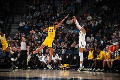 Seimone Augustus: Hall of Fame banner night ceremony