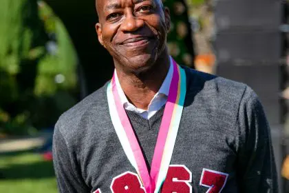 Dr. Edwin Moses