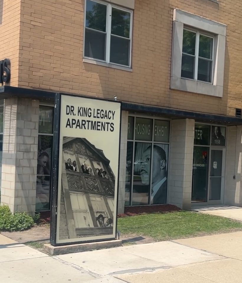What a Route 66 trolley ride revealed about Chicago