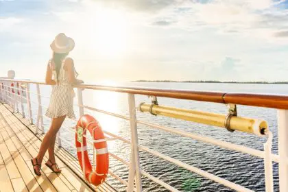 Cruise, luxury, air
