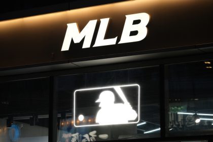 MLB trade deadline,baseball trades, playoff race, Detroit Tigers, New York Mets, Los Angeles