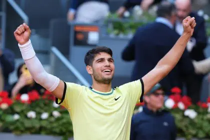 Carlos Alcaraz, destroys , Tennis