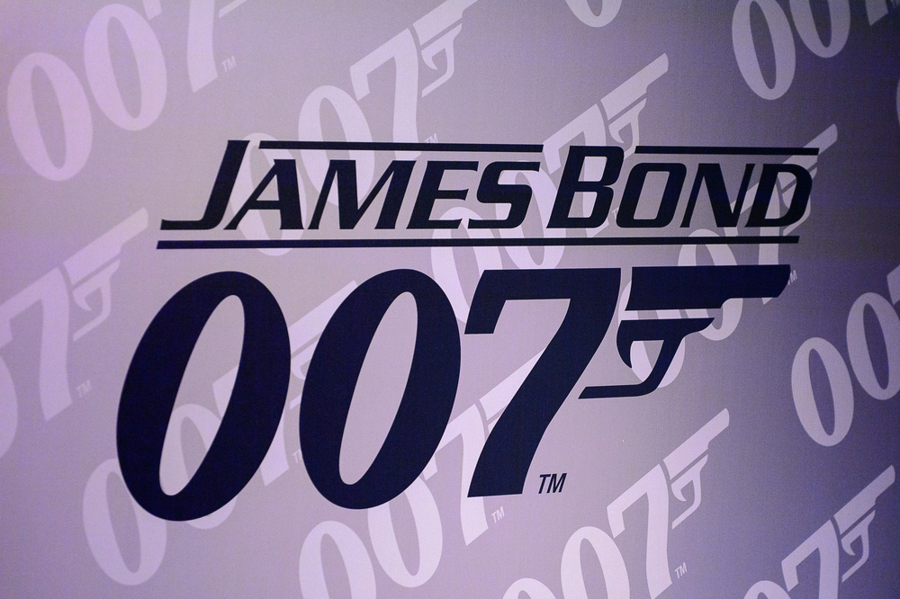 007 first light, james bond game, io interactive, hitman developer, jet lag