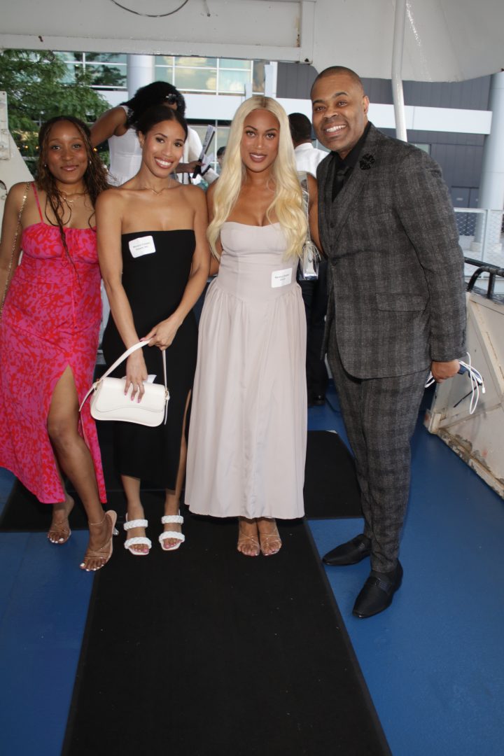 Illinois State Black Chamber celebrates on Lake Michigan
