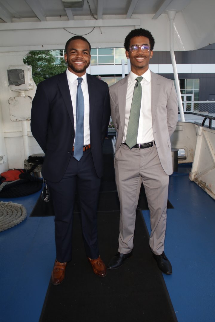 Illinois State Black Chamber celebrates on Lake Michigan