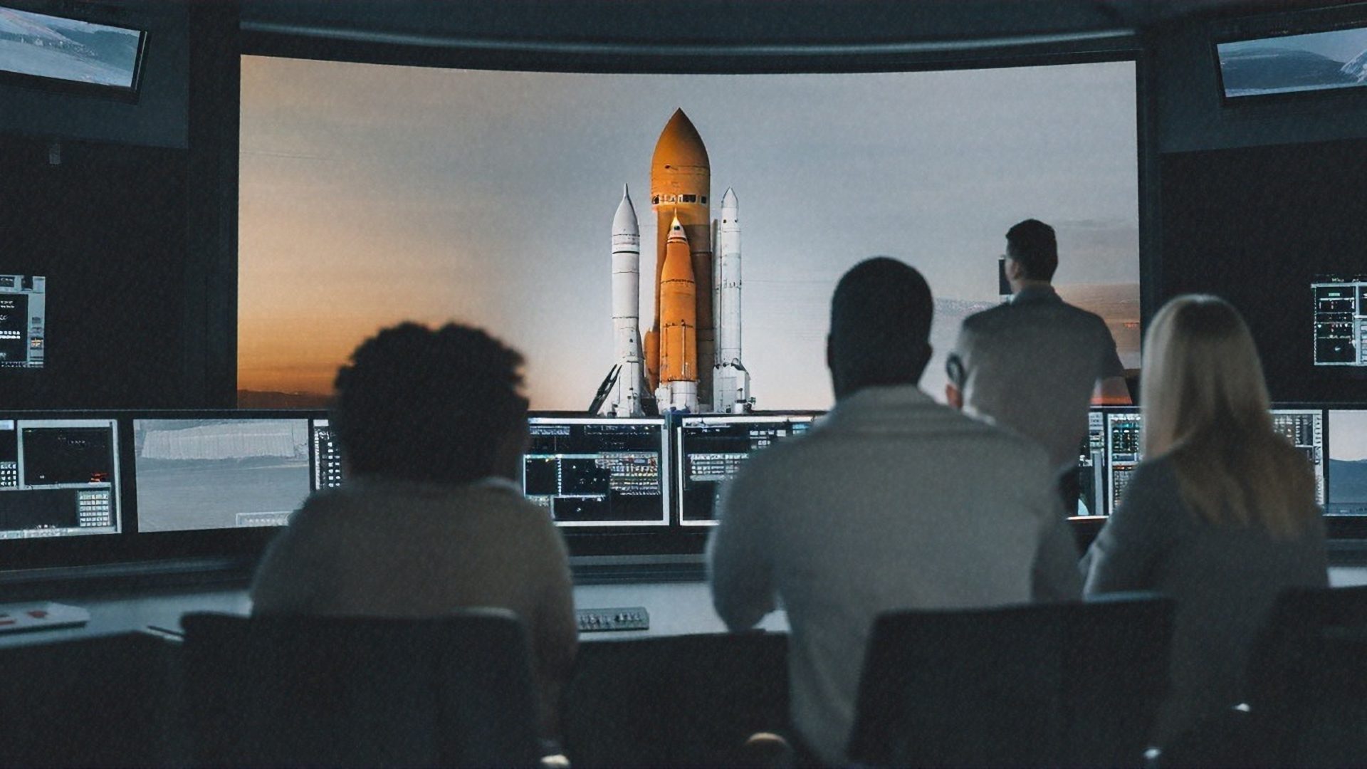 NASA experts flee