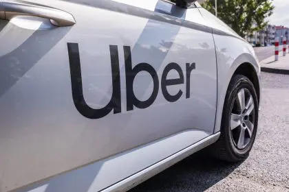 Uber announces $20B share