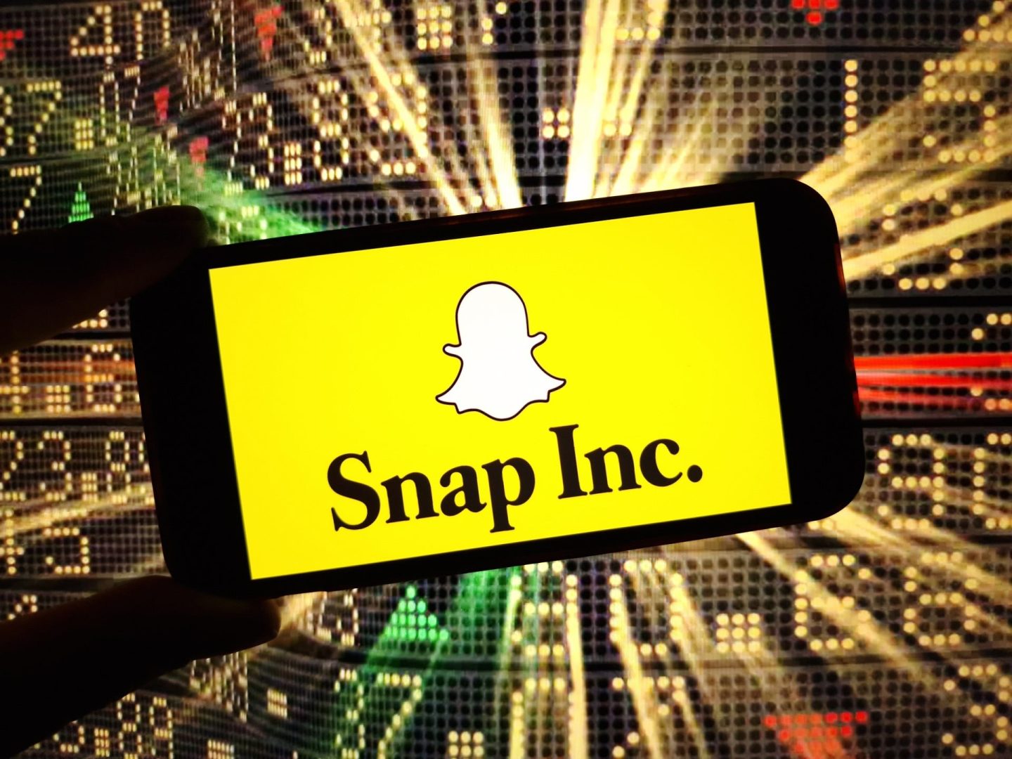 Snap’s $2,195 glasses are a huge gamble. Will it pay?