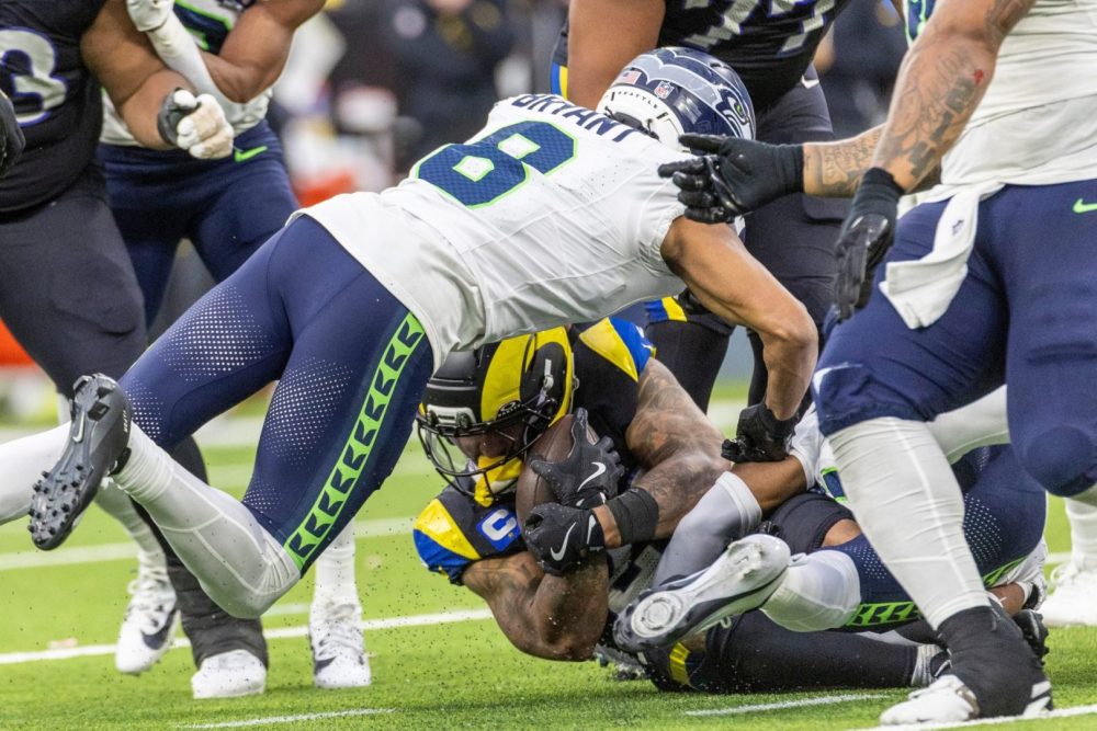 Chicago Bears sign Coby Bryant to a rewarding M contract