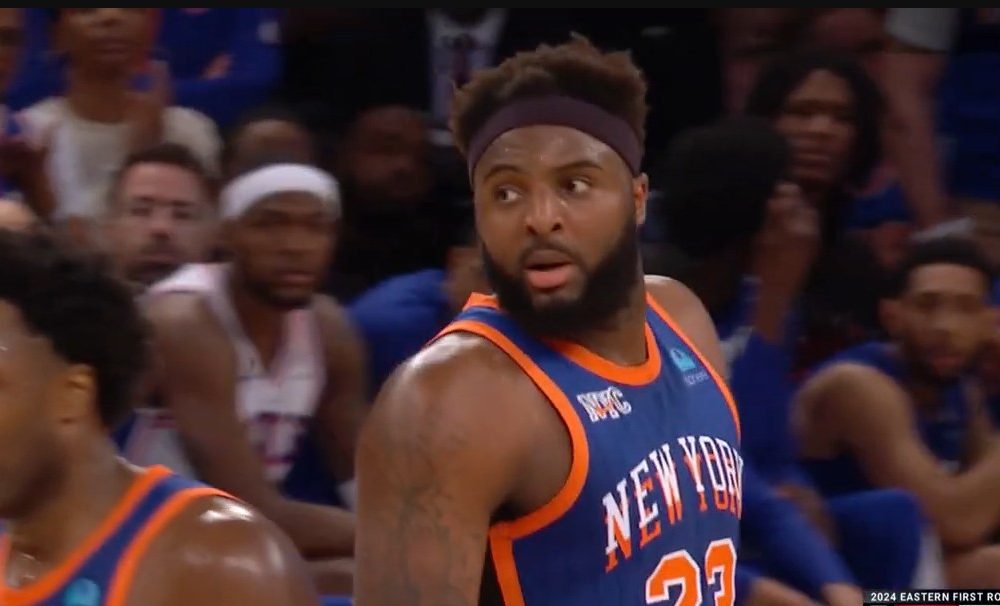 Lakers eyeing Knicks center Mitchell Robinson in NBA free agency