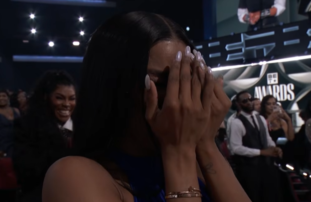 What moved Teyana Taylor to tears at the BET Awards