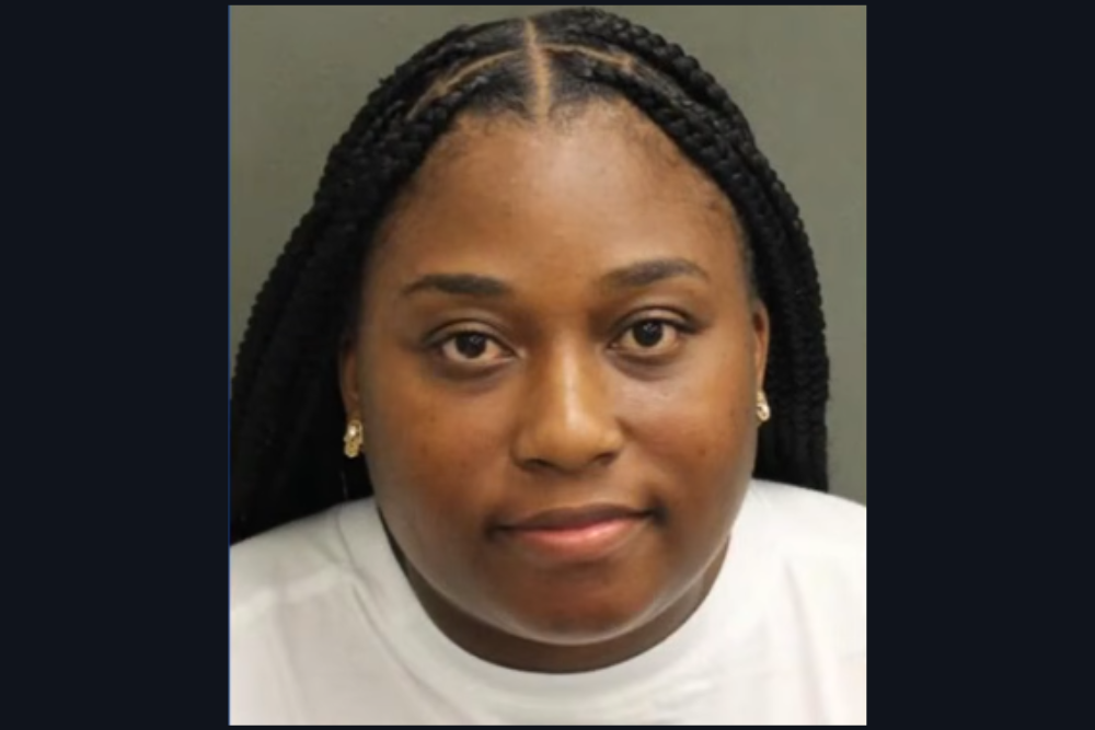 Florida ex-officer leaked drug ring tips, faces 113 counts