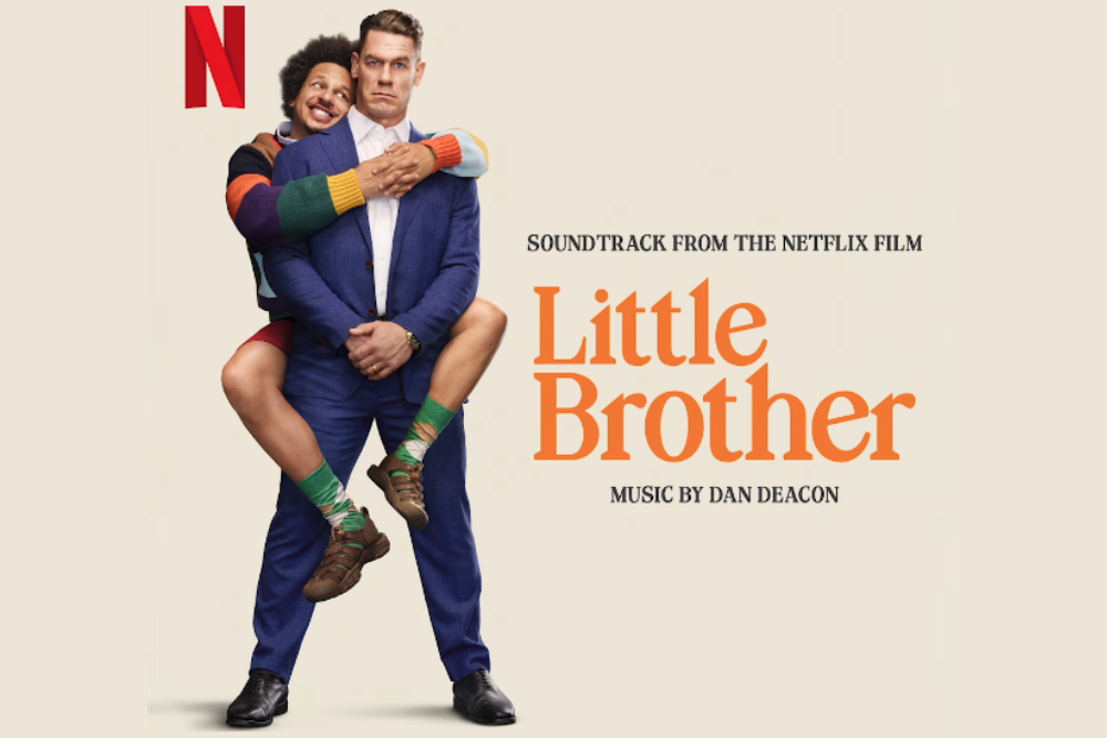 Eric André boldly strips down at ‘Little Brother’ premiere