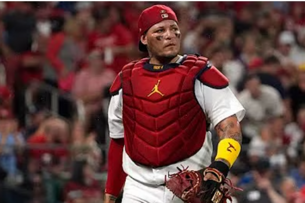 Private Jet Crashes Killing 2 Before Picking Up MLB Legend