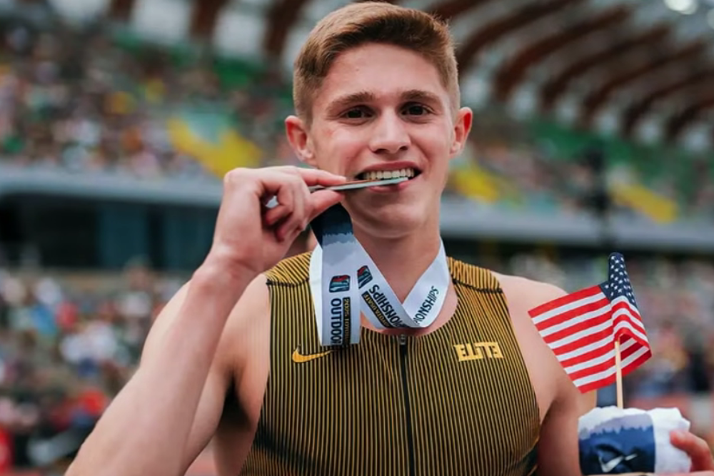 Teen dives at the line to beat an Olympic champion by 0.01