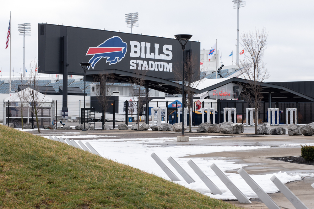 Why the Bills banned one legend from their new ‘Family Circle’ Wall of Honor