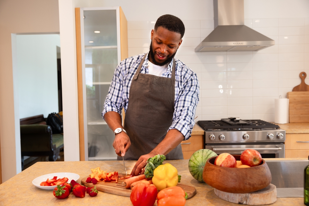 Is cooking at home the key to a longer, healthier life?