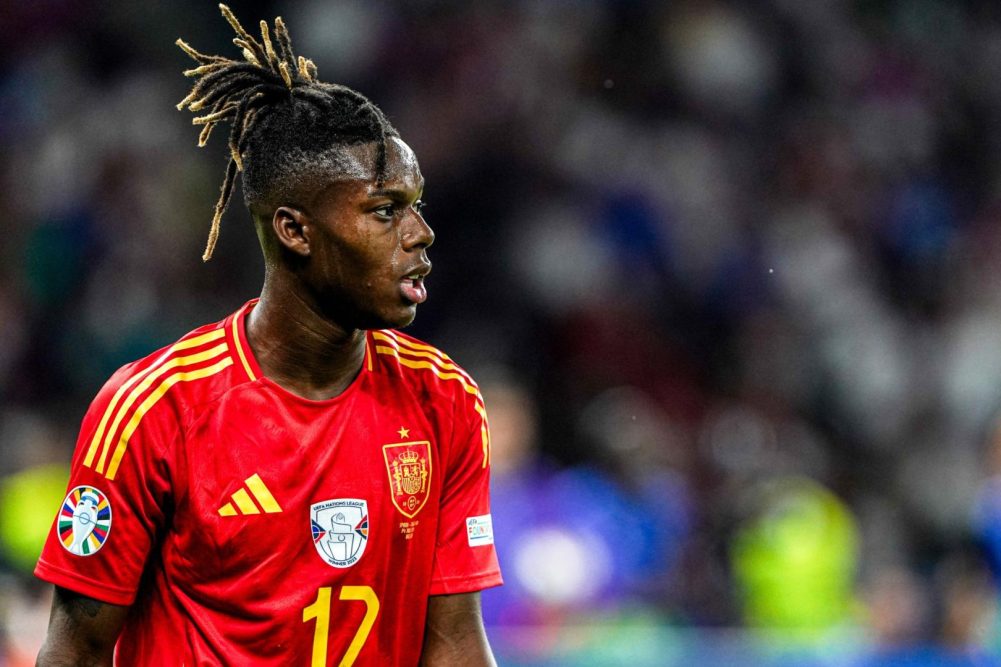 Why did Spain leave Nico Williams on the bench today?