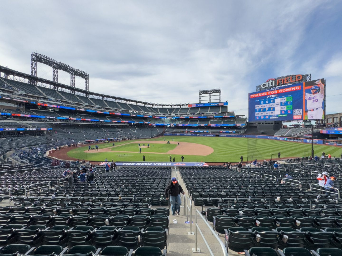 Mets vs Phillies today. How and where to watch it