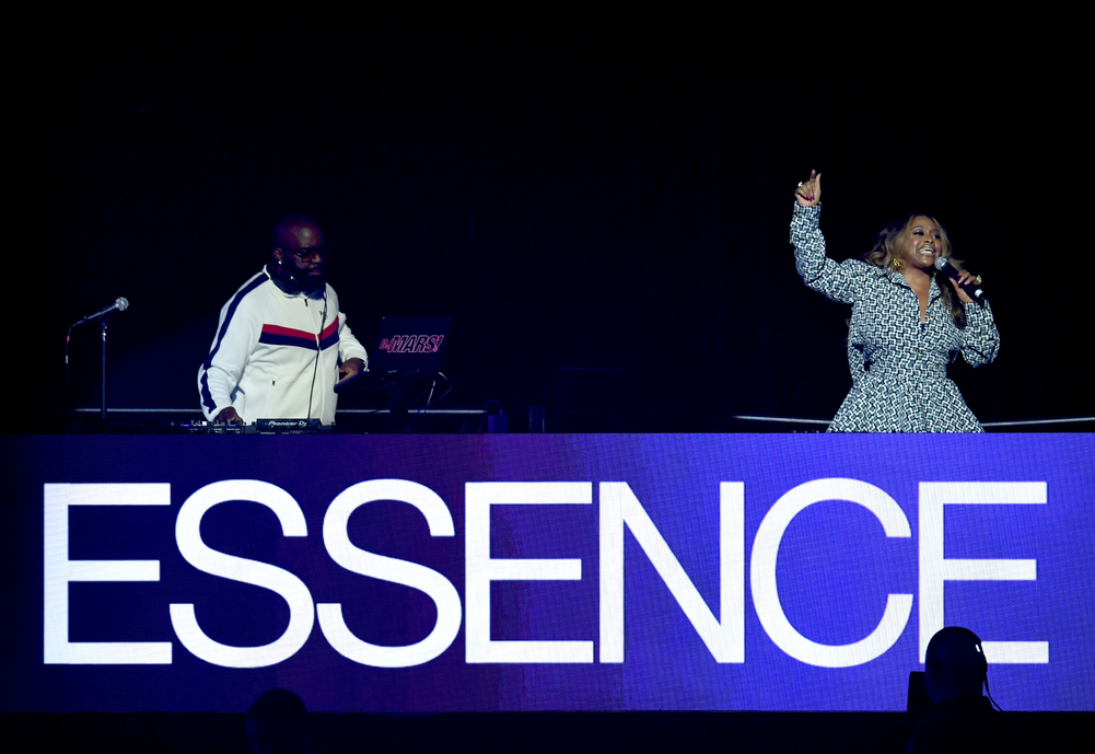 Sherri Shepherd And DJ Mars Set The Tone For The Icons Night At Essence Day Two