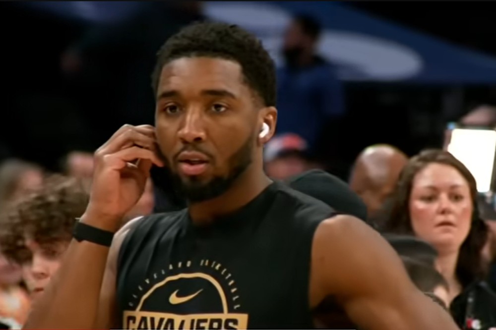 Cavaliers lock up Donovan Mitchell on 273 million deal