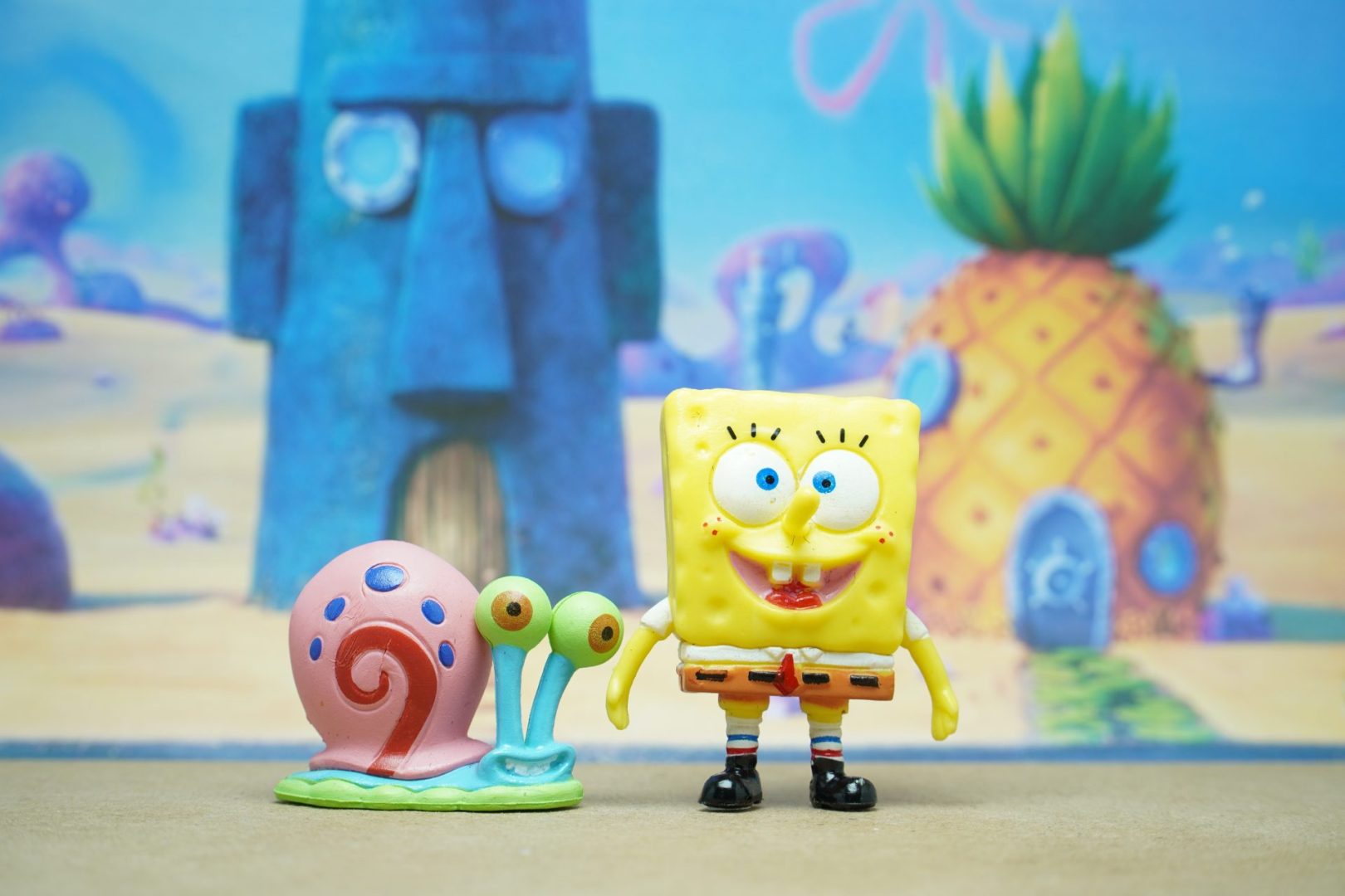 Why fans are thrilled and furious about new LEGO SpongeBob